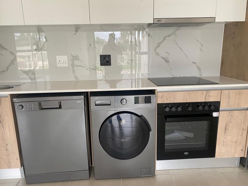 To Let 1 Bedroom Property for Rent in Richwood Western Cape